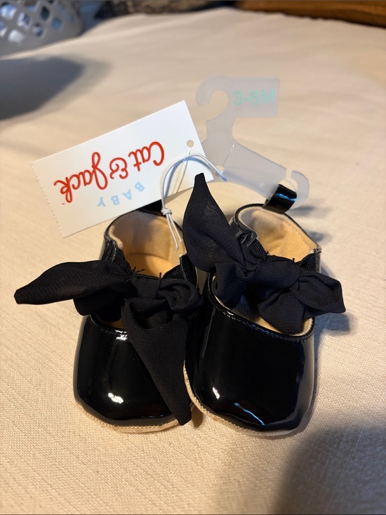 Cat & Jack Other - Cat & Jack Black Patent Baby Bow Tie Shoes